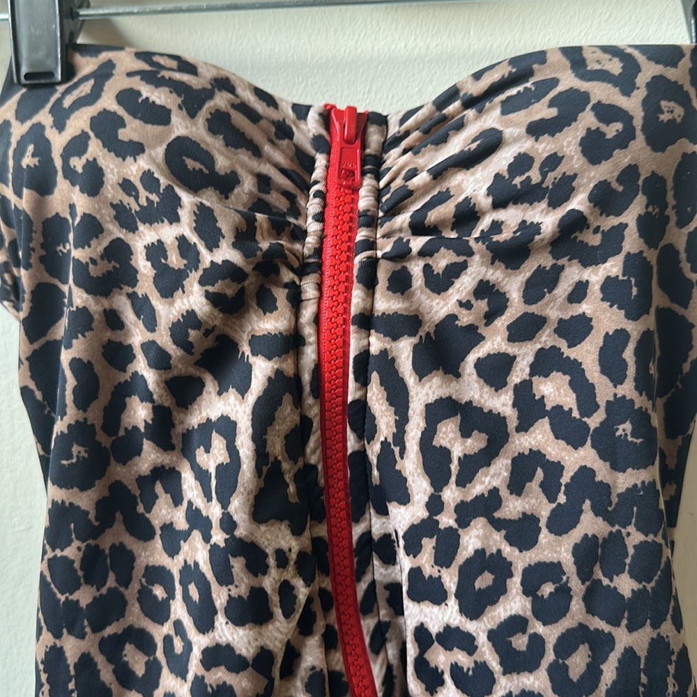 Showstopper leopard print onepiece- waist cincher- NWOT